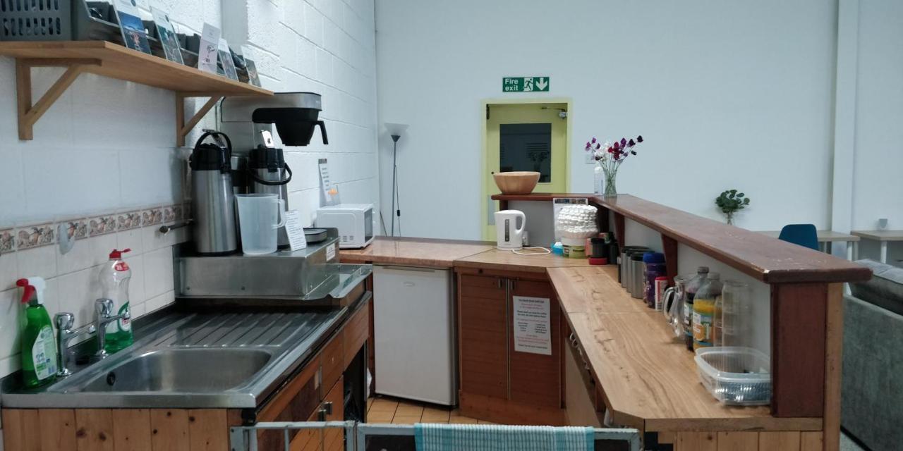 Y Doc At World Horizons Community Hub Vandrehjem Llanelli Eksteriør billede